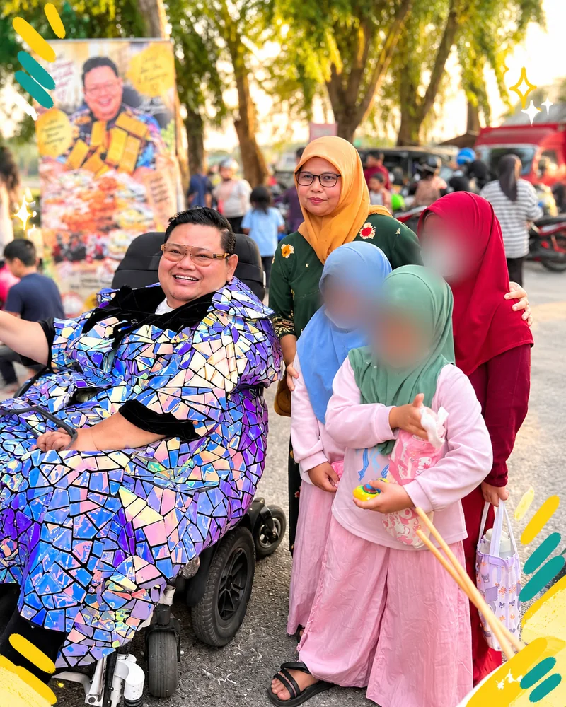 Abiejam bersama seorang ibu dan tiga anak perempuan di program Kongsi Rezeki